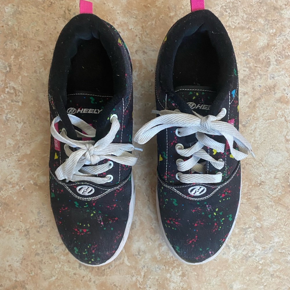 Heelys Kids Black with Colorful Accents Sneakers